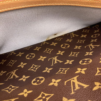 LOUIS VUITTON M45252 Reporter GM Shoulder Bag Monogram canvas Ladies [Used]