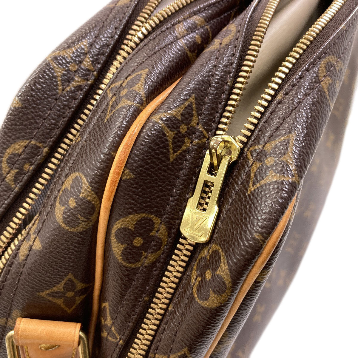 LOUIS VUITTON M45252 Reporter GM Shoulder Bag Monogram canvas Ladies [Used]