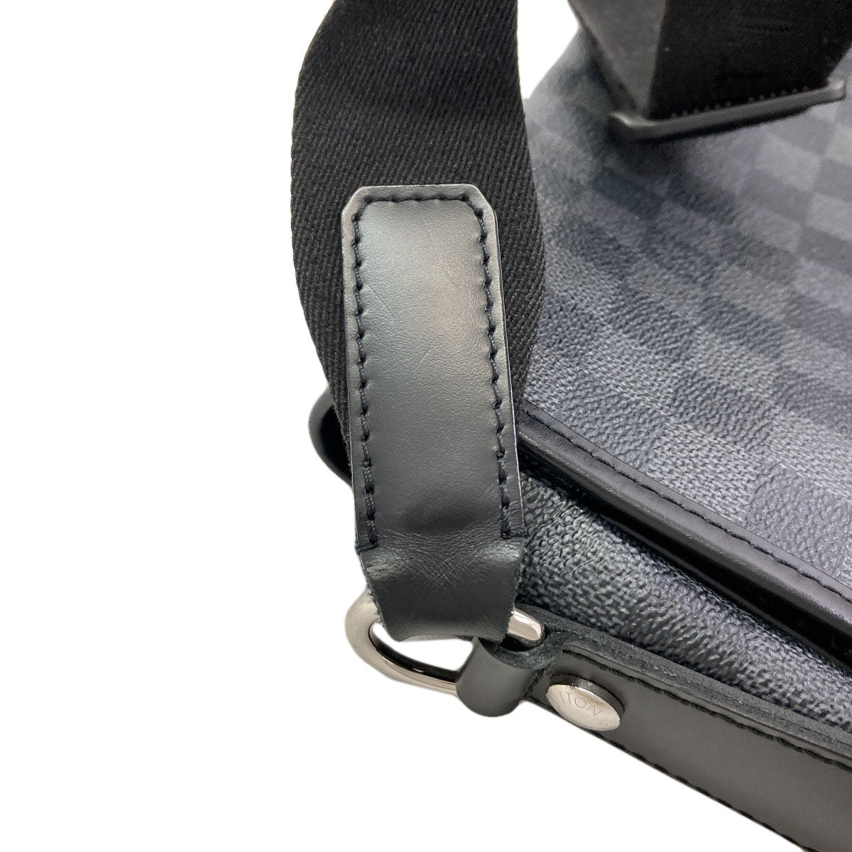 LOUIS VUITTON N58029 Daniel MM Shoulder Bag Damier canvas mens [Used]