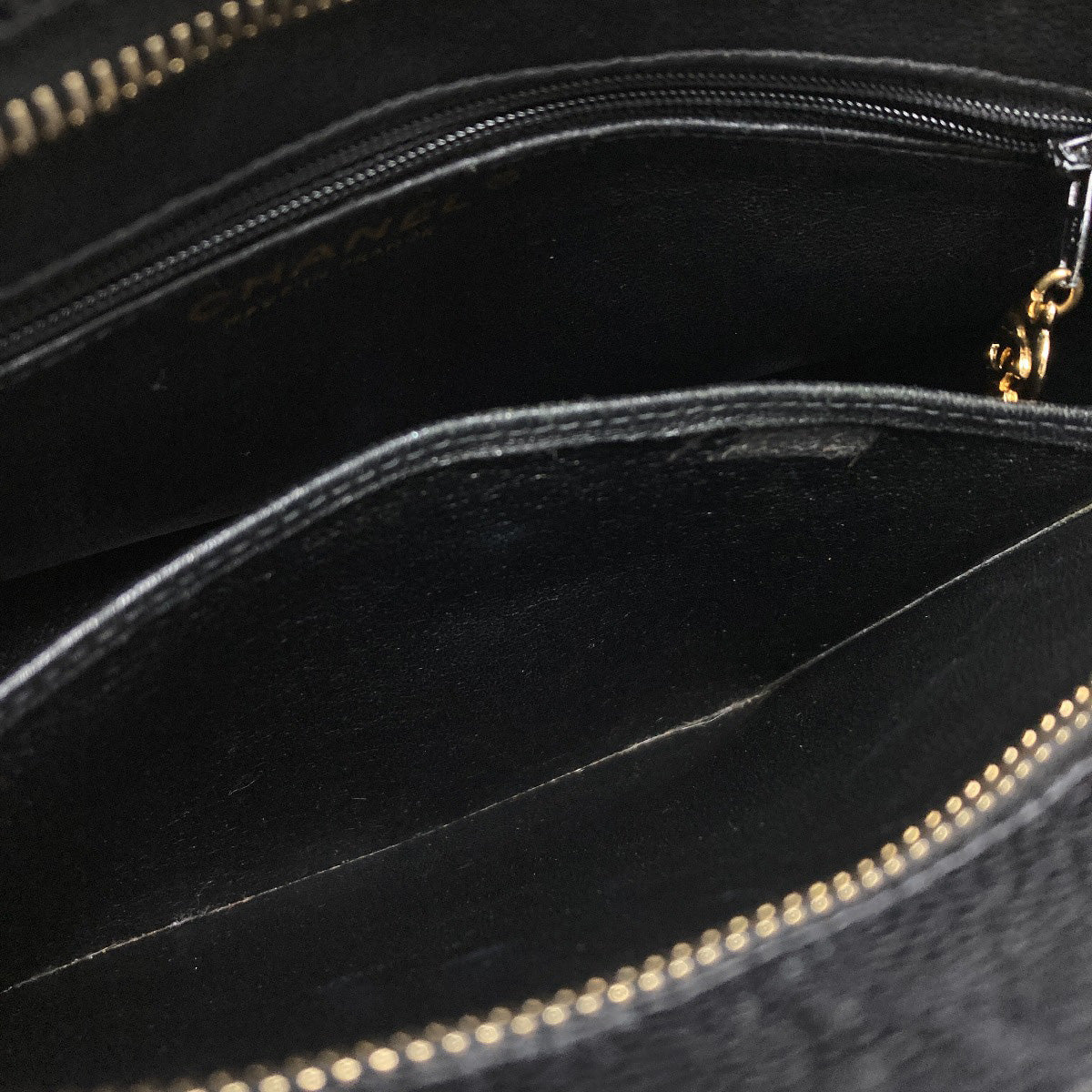 CHANEL Medallion GoldHardware Tote Bag Grained Calfskin Skin Ladies [Used]