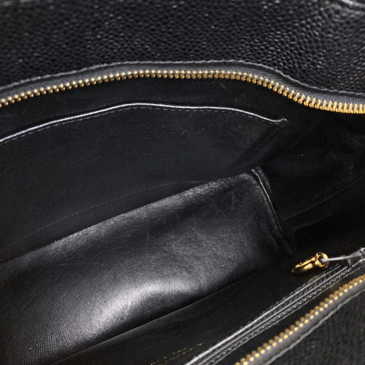 CHANEL Medallion GoldHardware Tote Bag Grained Calfskin Skin Ladies [Used]