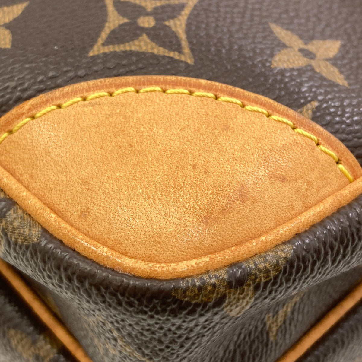 LOUIS VUITTON M45236 Amazon Shoulder Bag Monogram canvas Ladies [Used]