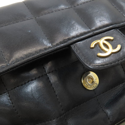 CHANEL Chocolate bar Chain Shoulder Gold Hardware Shoulder Bag Lambskin Ladies [Used]