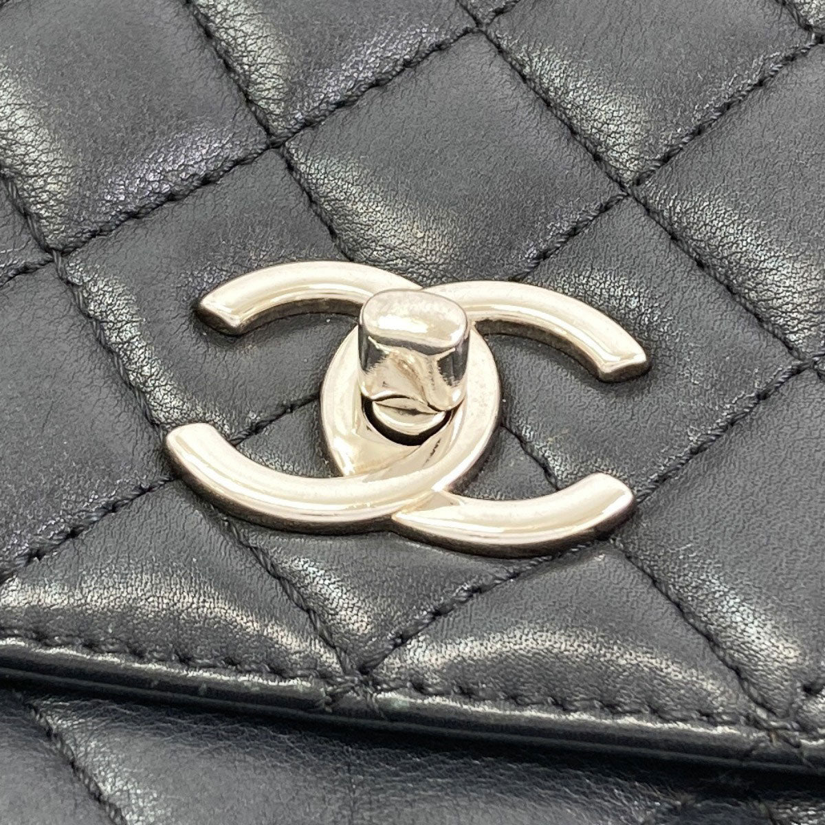 CHANEL Matelasse COCO Mark SilverHardware Shoulder Bag Calf Ladies [Used]