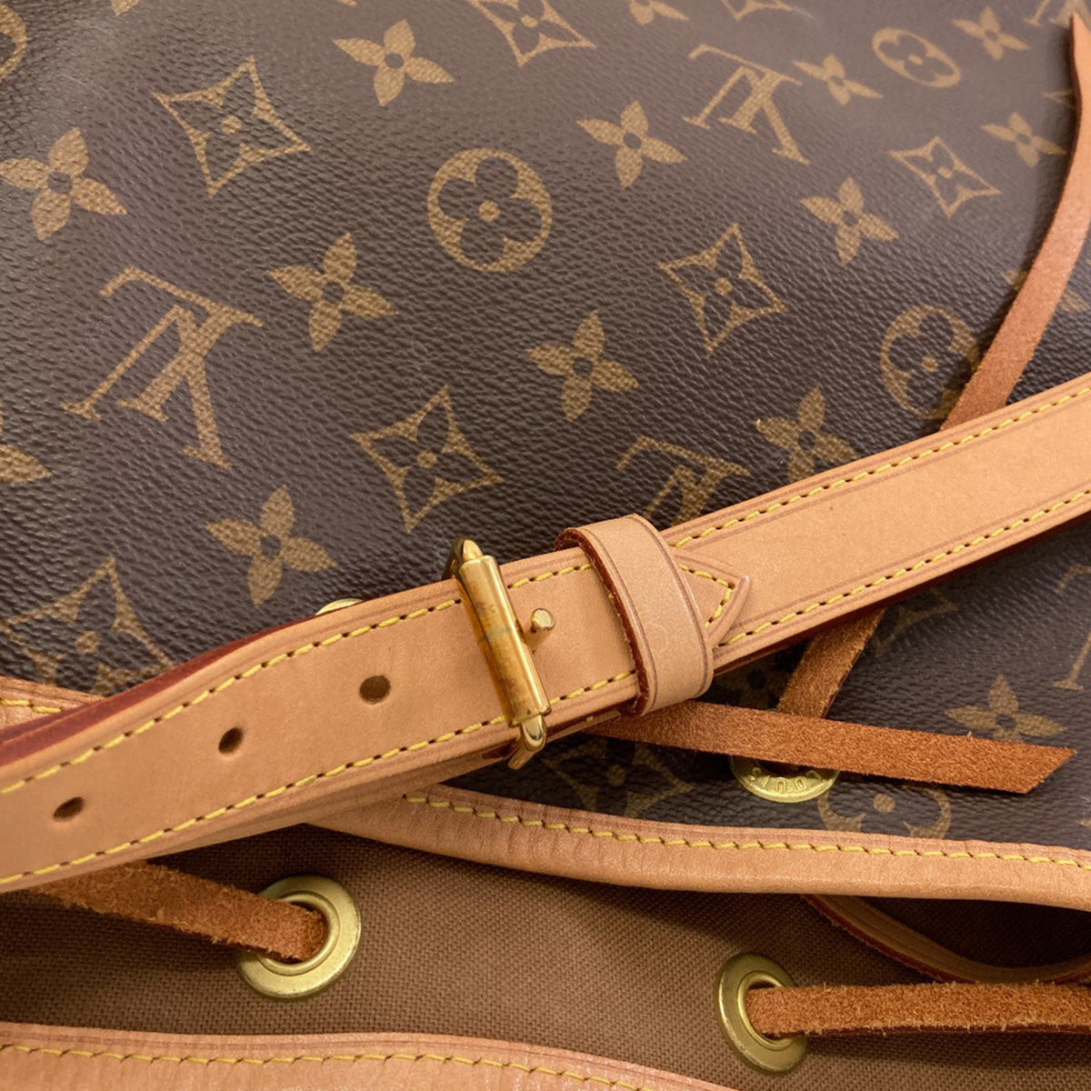 LOUIS VUITTON M46984 Petit Noe Shoulder Bag PVC Ladies [Used]