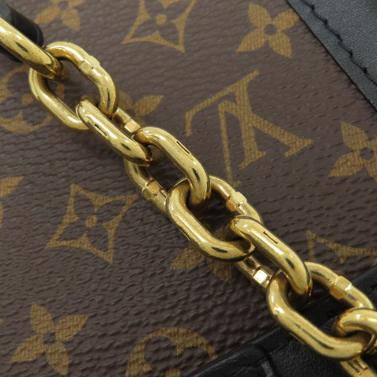 LOUIS VUITTON M63913 Vertical Pochette Trunk Shoulder Bag Monogram canvas Ladies [Used]
