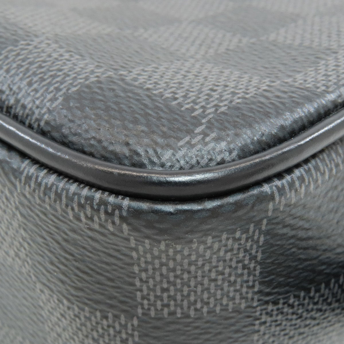 LOUIS VUITTON N47522 Truth Toilette PM Cosmetics Pouch Damier canvas mens [Used]