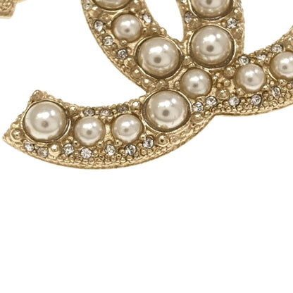 CHANEL COCO Mark Fake Pearl Rhinestone Brooch Metal Ladies [Used]