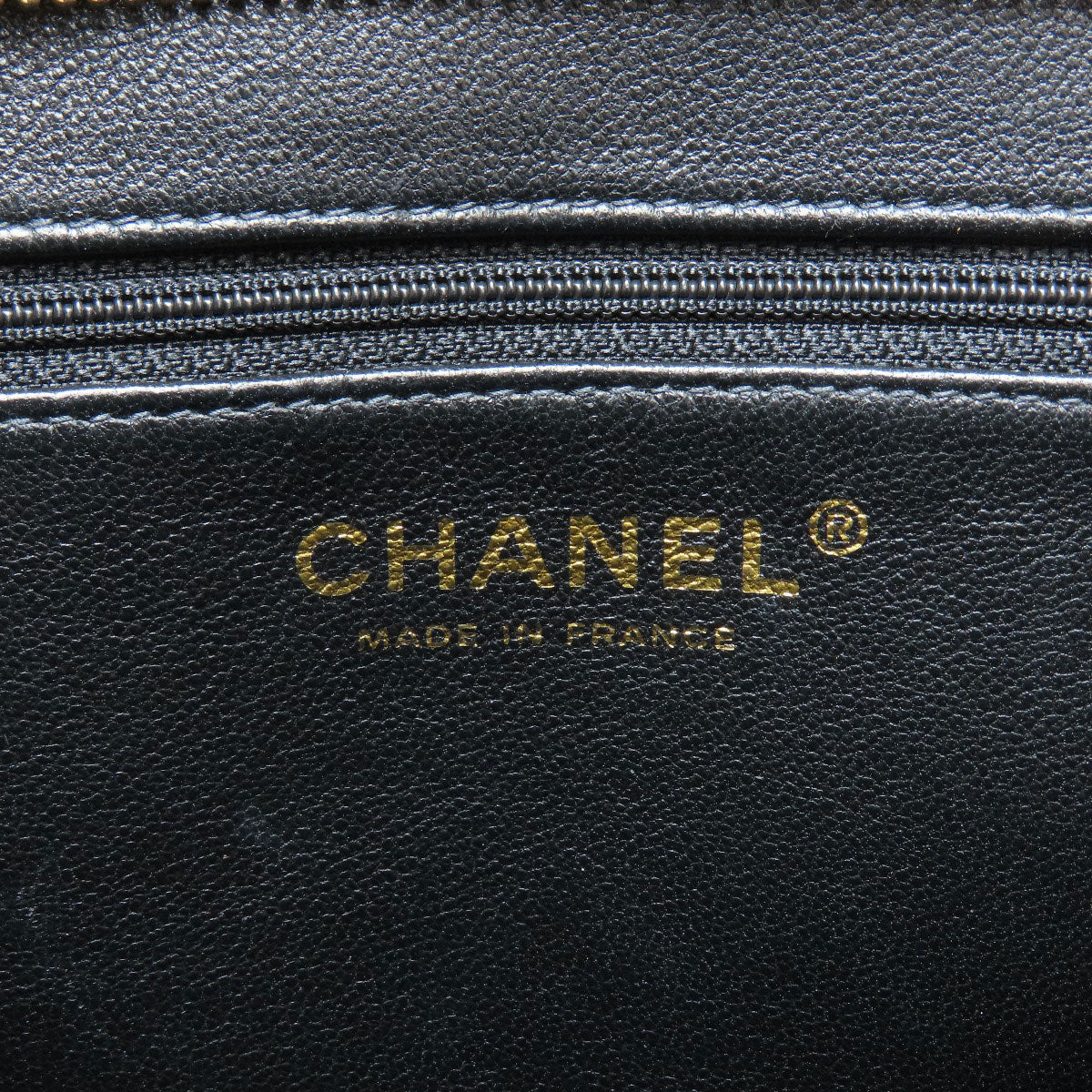 CHANEL Medallion GoldHardware Tote Bag Grained Calfskin Skin Ladies [Used]