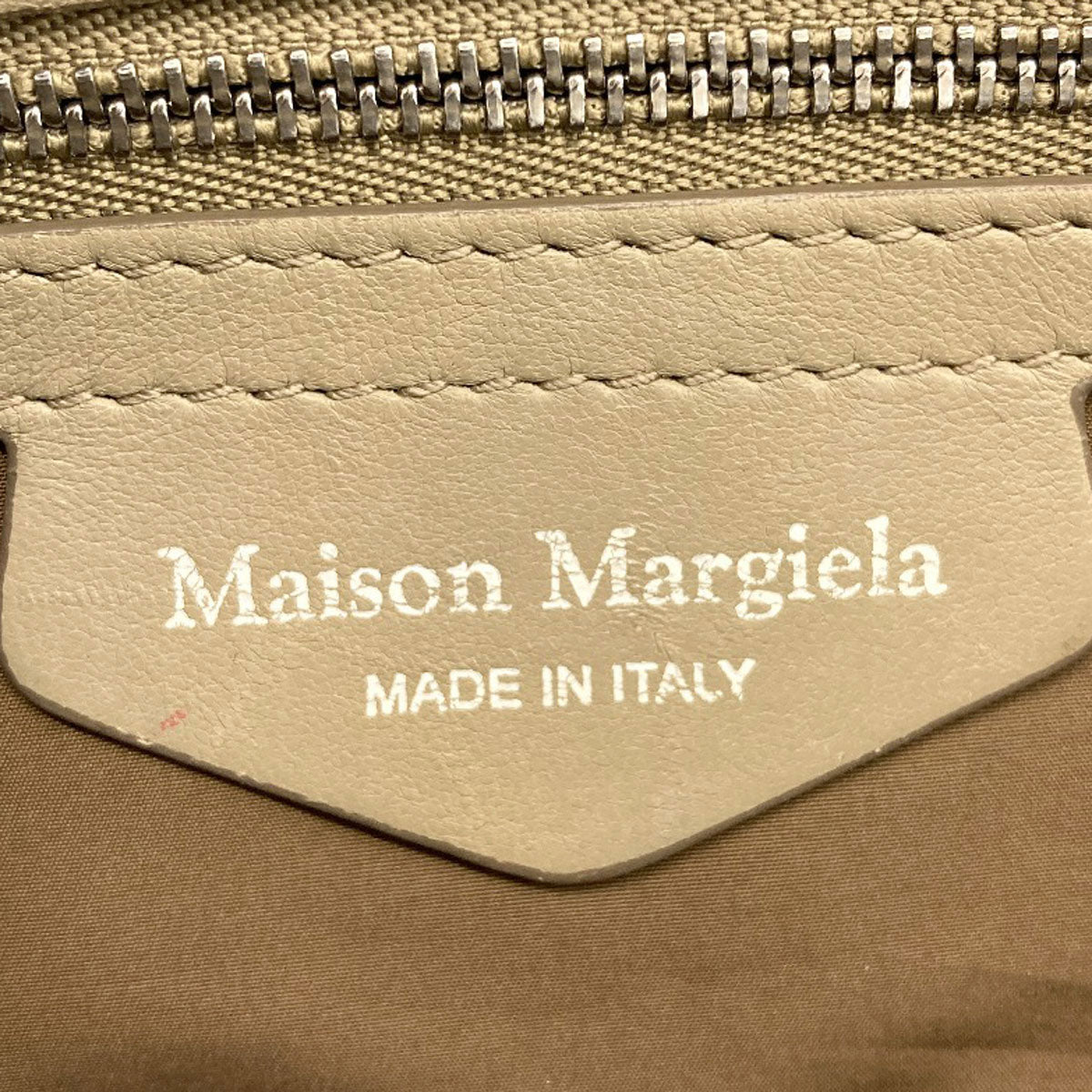 MaisonMargiela Gram Slam Red Carpet Shoulder Bag Calf Ladies [Used]