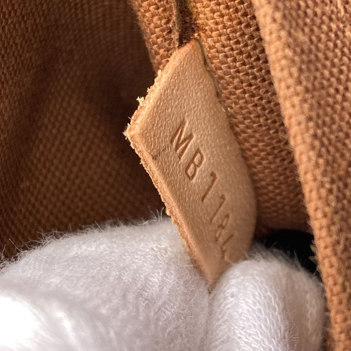 LOUIS VUITTON M40143 Tivoli PM Handbag Monogram canvas Ladies [Used]