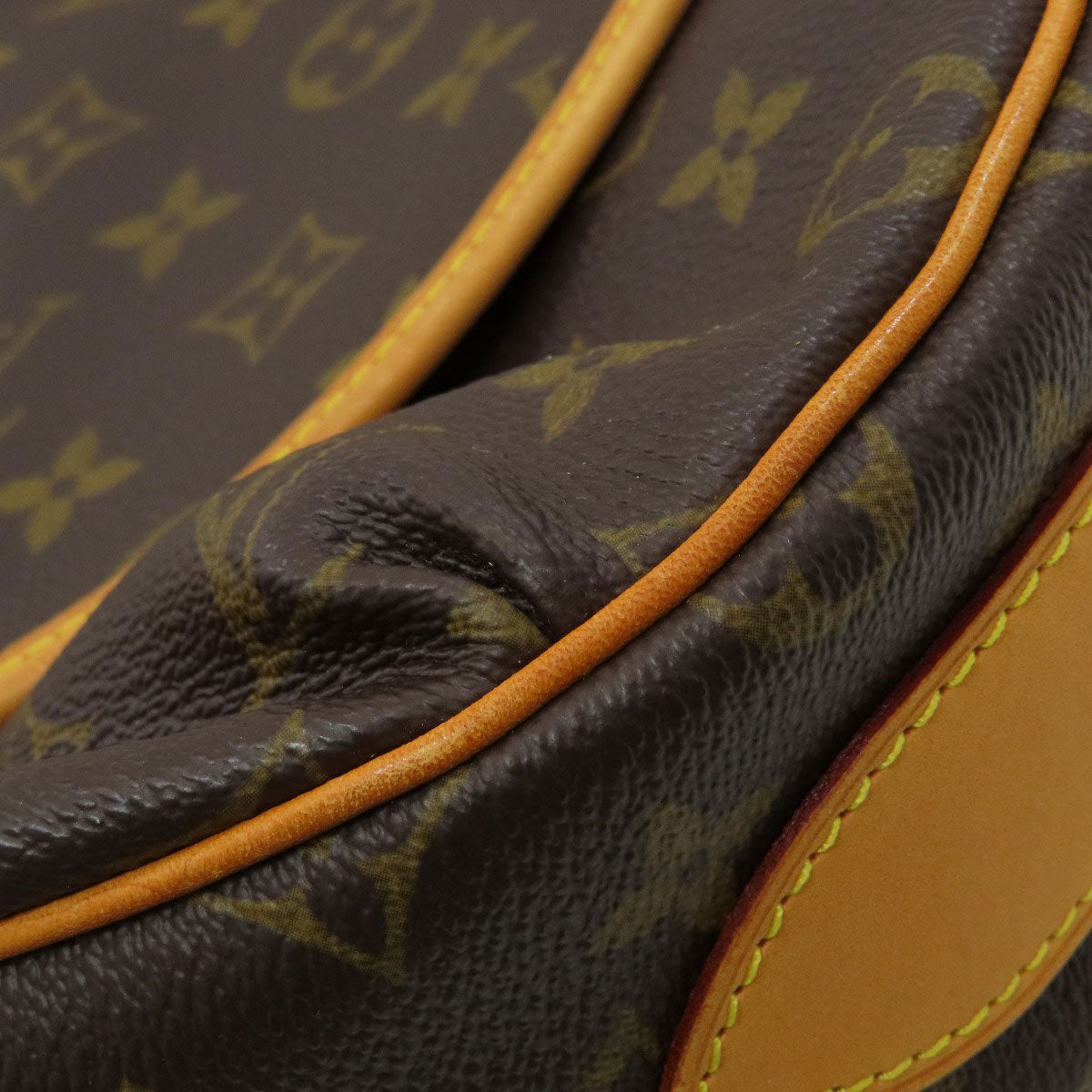 LOUIS VUITTON M40075 Tolum GM Shoulder Bag Monogram canvas Ladies [Used]