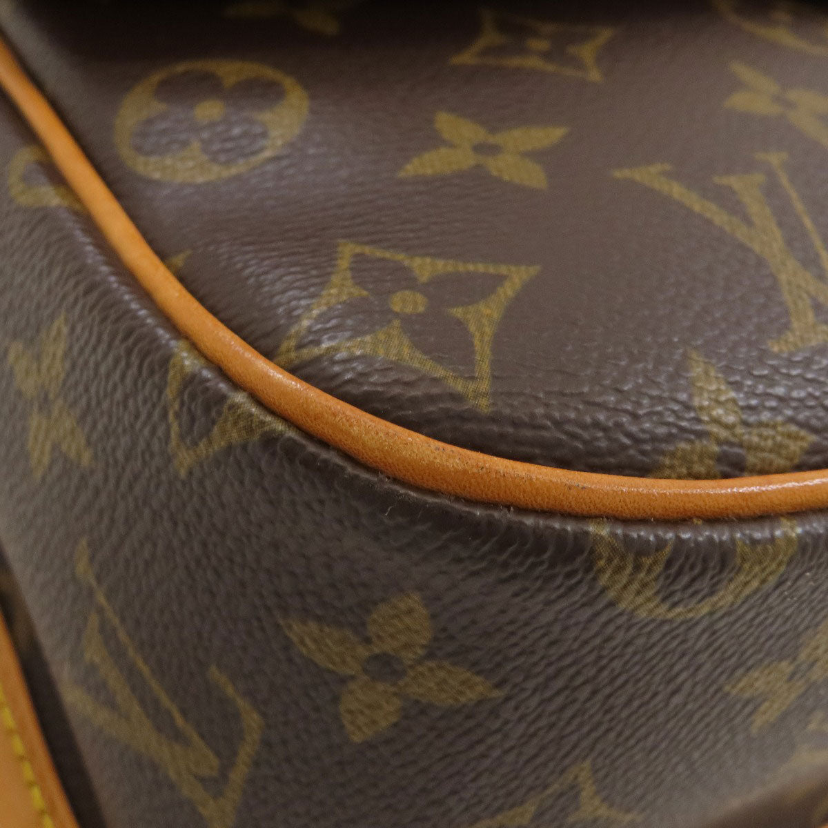 LOUIS VUITTON M42250 Sologne Shoulder Bag Monogram canvas Ladies [Used]