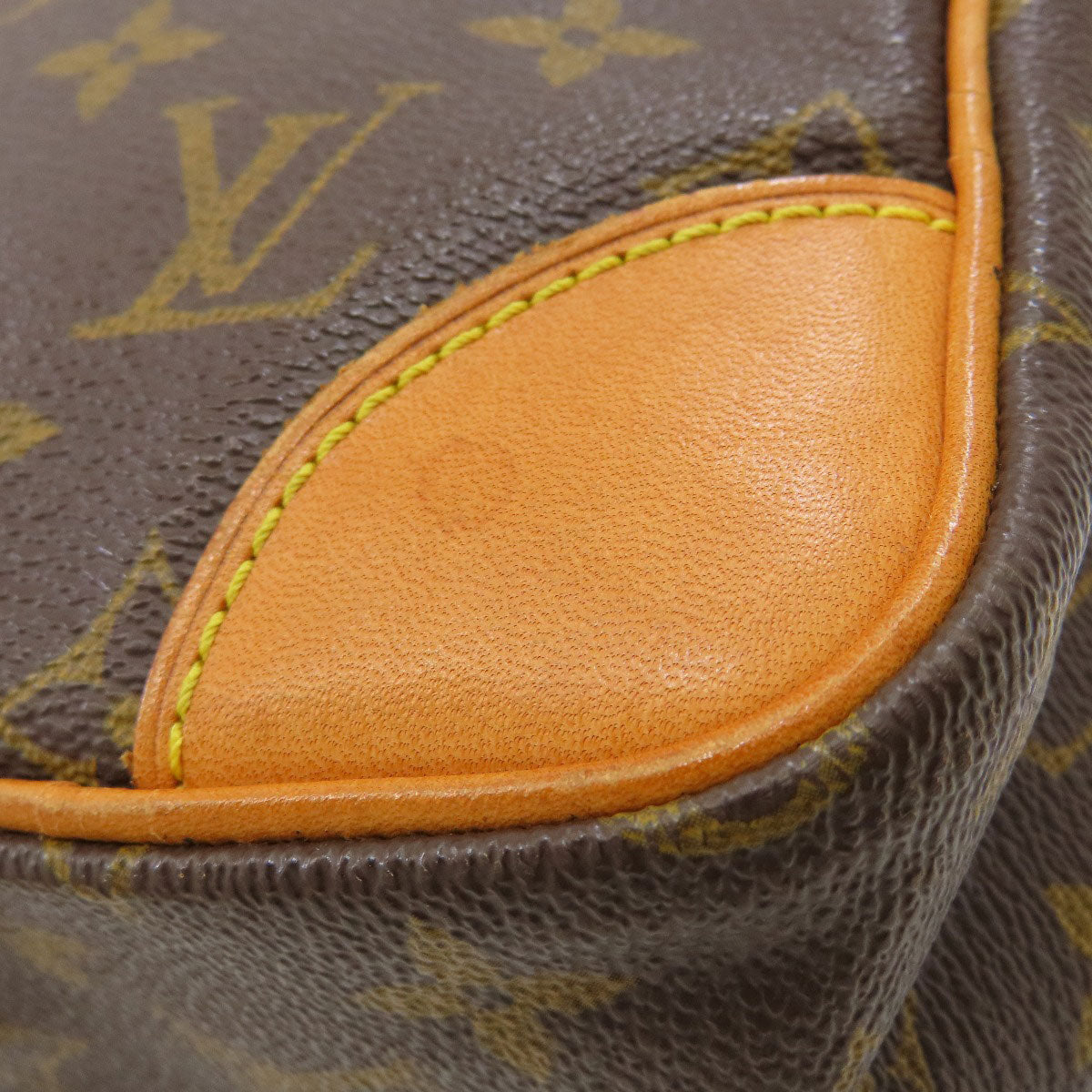 LOUIS VUITTON M51274 Trocadero 27 Shoulder Bag Monogram canvas Ladies [Used]
