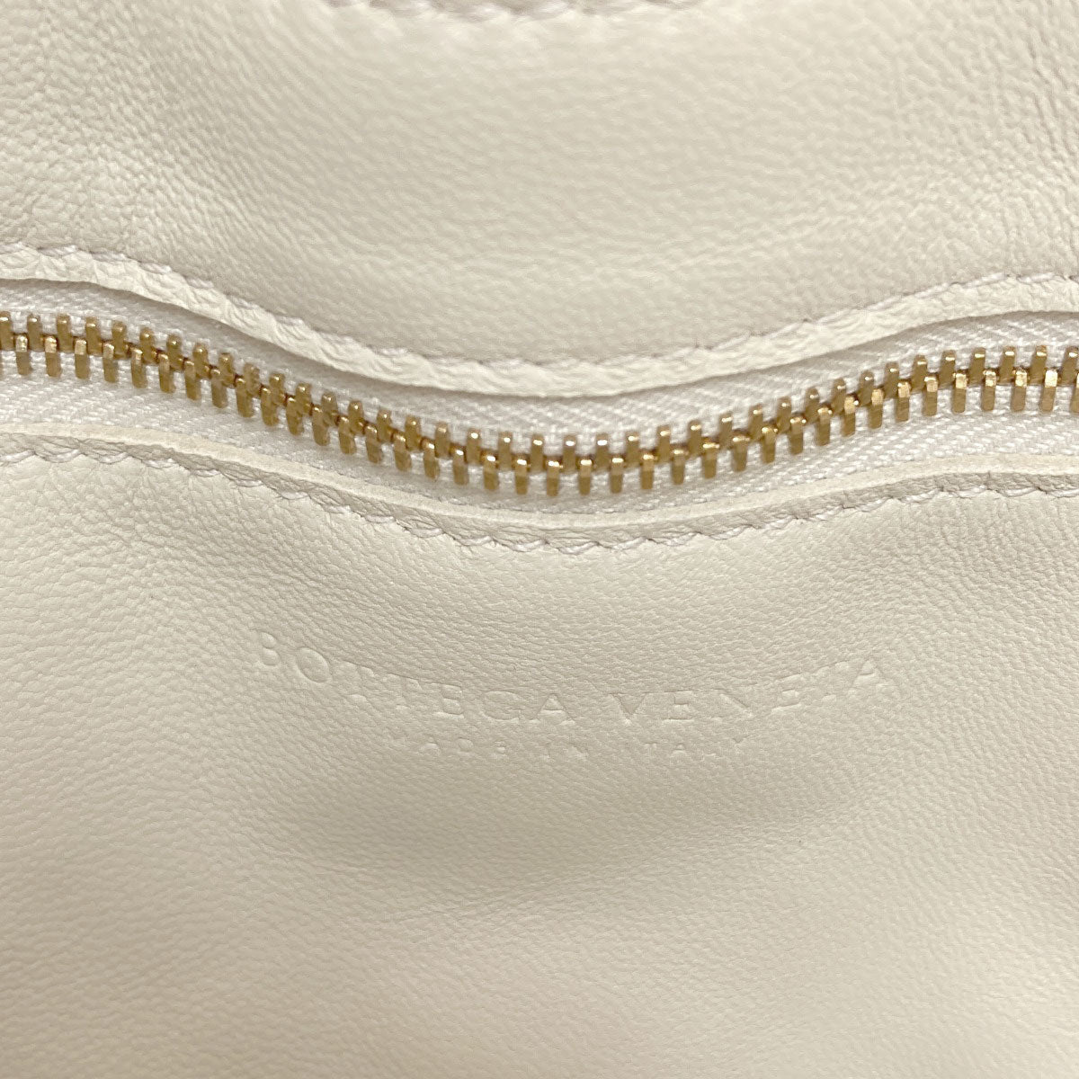 BOTTEGA VENETA Padded cassette Shoulder Bag Calf Ladies [Used]