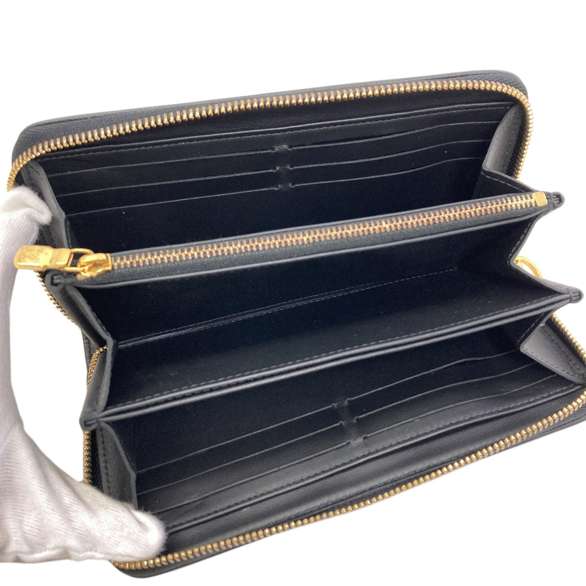 LOUIS VUITTON M81510 Zippy Wallet Coussin Long wallet (with coin pocket) Lambskin KussanLadies [Used]