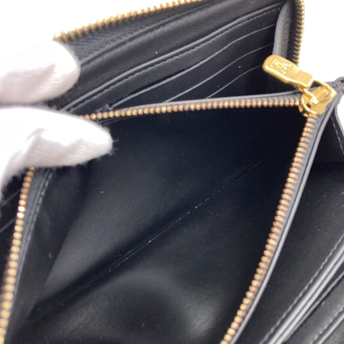 LOUIS VUITTON M81510 Zippy Wallet Coussin Long wallet (with coin pocket) Lambskin KussanLadies [Used]