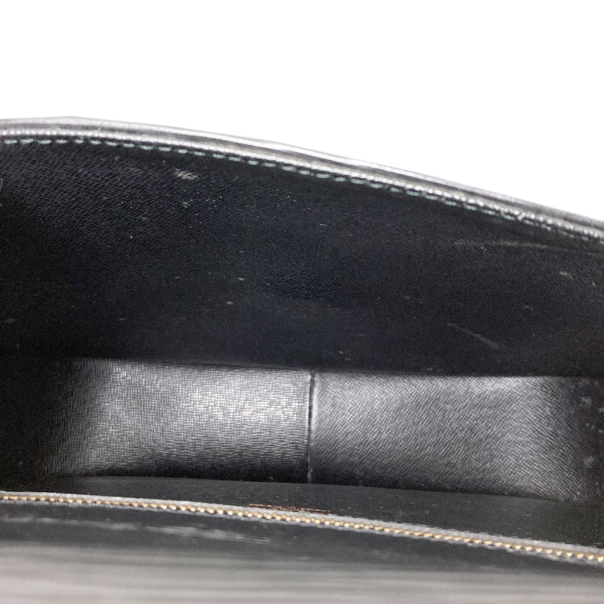 LOUIS VUITTON M52192 Saint Cloud Shoulder Bag Epi Leather Ladies [Used]