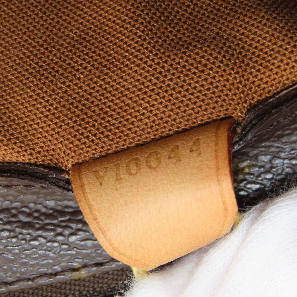 LOUIS VUITTON M51148 Hippo piano Tote Bag Monogram canvas Ladies [Used]