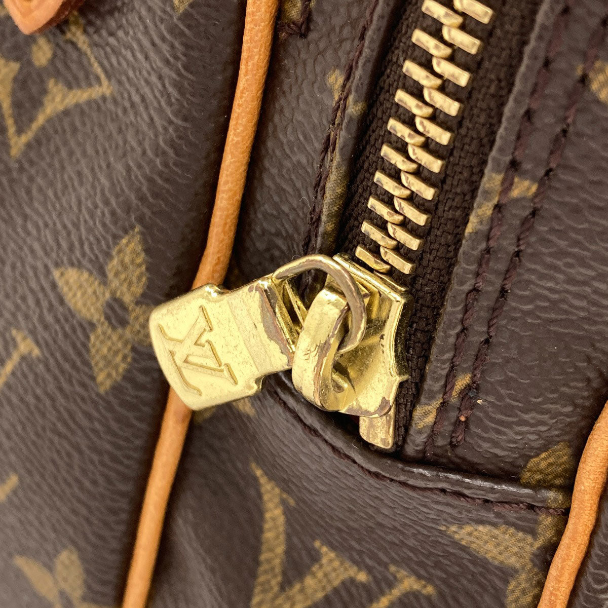 LOUIS VUITTON M45236 Amazon Shoulder Bag Monogram canvas Ladies [Used]