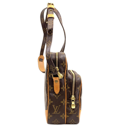 LOUIS VUITTON M45236 Amazon Shoulder Bag Monogram canvas Ladies [Used]