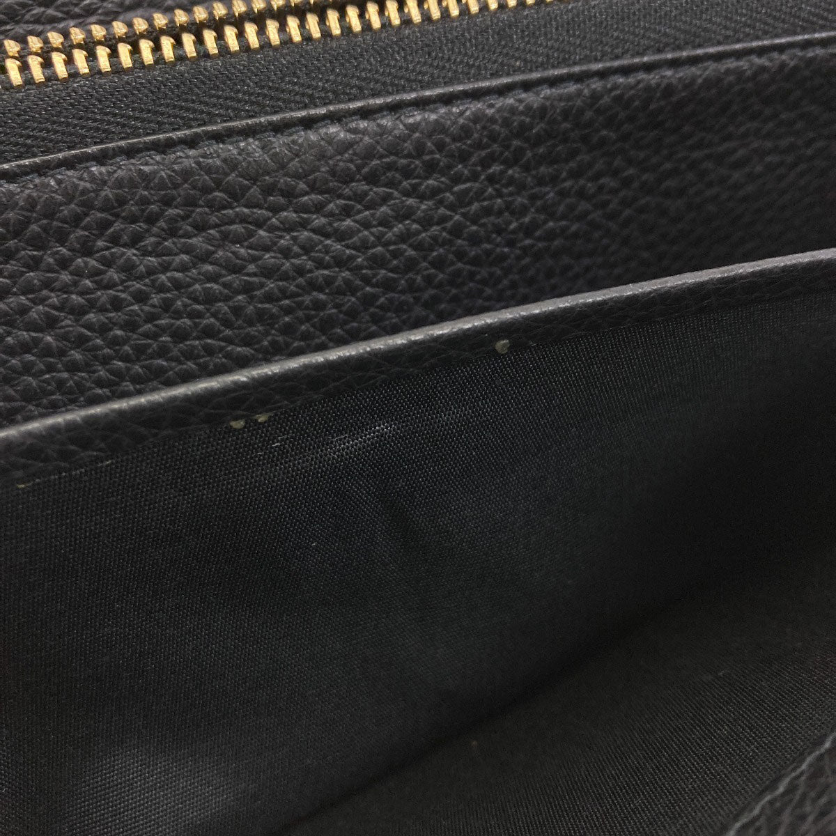 Salvatore Ferragamo Gancini Long wallet (with coin pocket) Leather Ladies [Used]