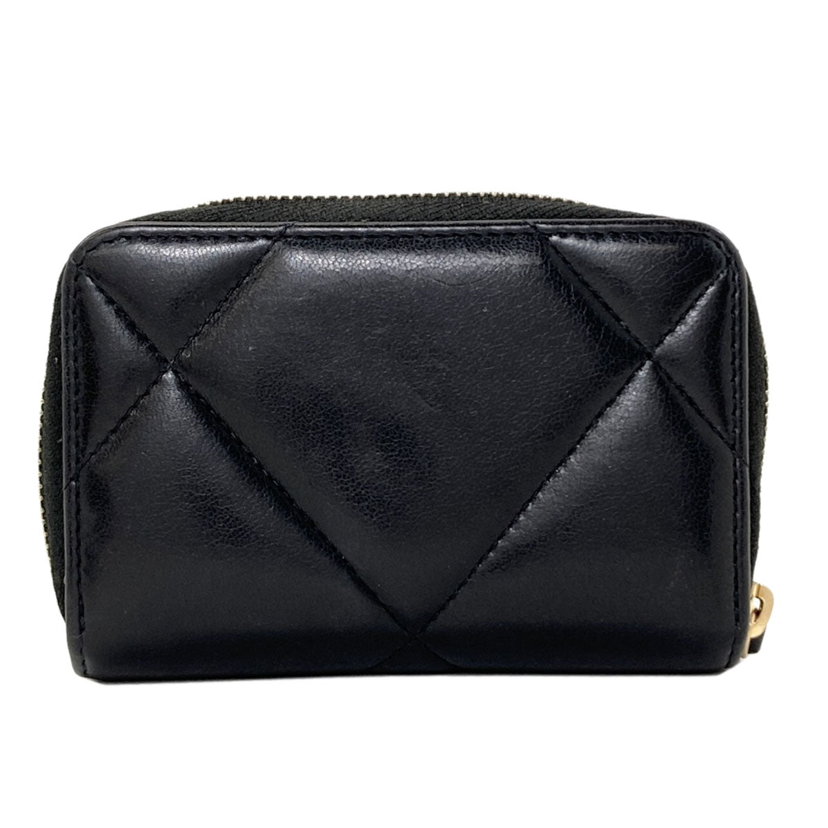 CHANEL Chanel 19 Matelasse GoldHardware coin purse Lambskin Ladies [Used]