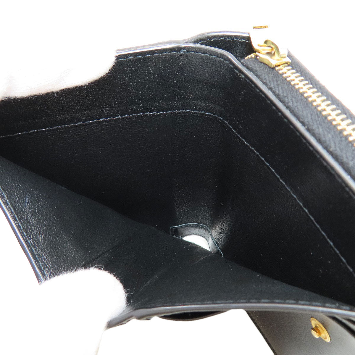 YVES SAINT LAURENT Cassandra Bifold Wallet with Coin Pocket Calf Ladies [Used]