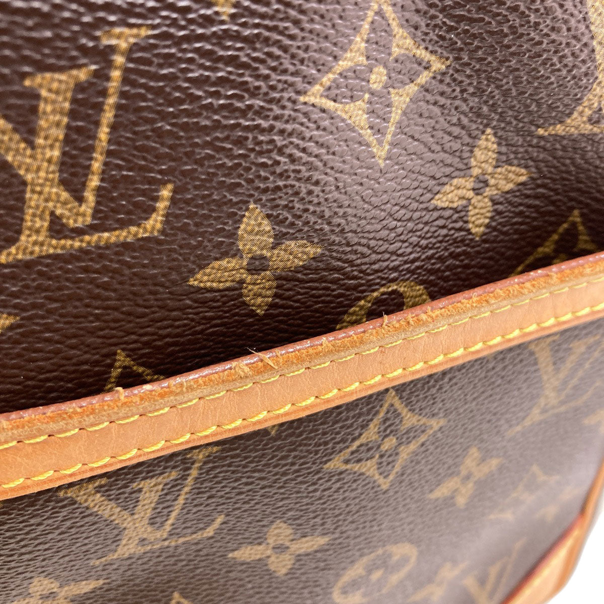 LOUIS VUITTON M45266 Dunouve Shoulder Bag Monogram canvas Ladies [Used]