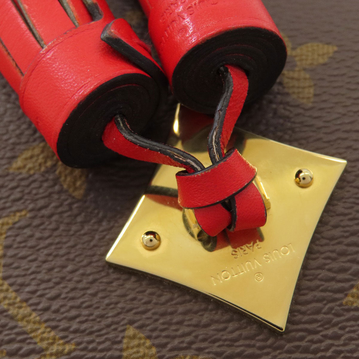 LOUIS VUITTON M43556 Saintonge Shoulder Bag Monogram canvas Ladies [Used]
