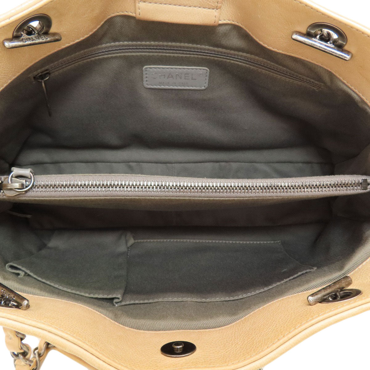 CHANEL COCO Mark Wild Stitch SilverHardware Shoulder Bag Calf Ladies [Used]