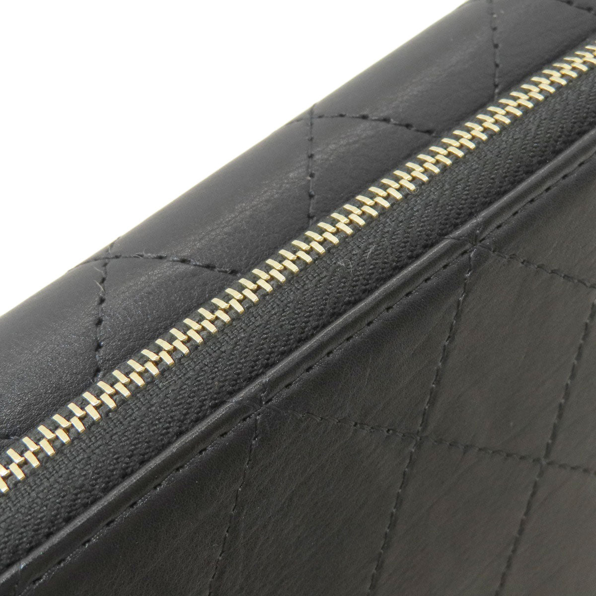 CHANEL COCO Mark Matelasse GoldHardware Bifold Wallet with Coin Pocket Calf Ladies [Used]