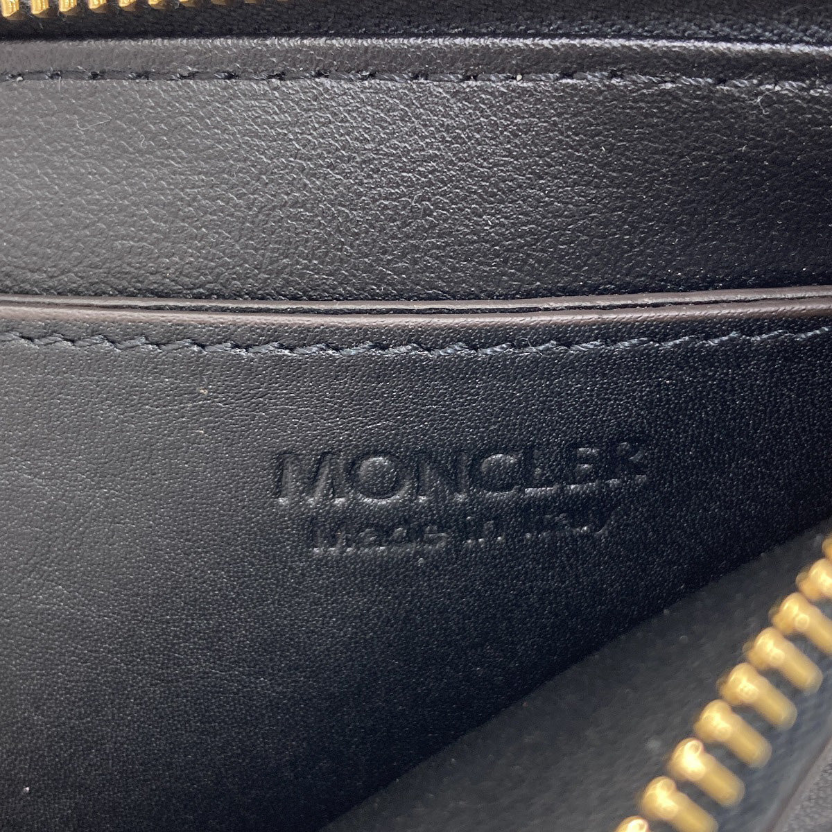 MONCLER neck wallet coin purse Leather Ladies [Used]