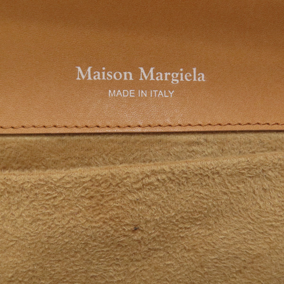MaisonMargiela SNATCHED Shoulder Bag Enamel Ladies [Used]