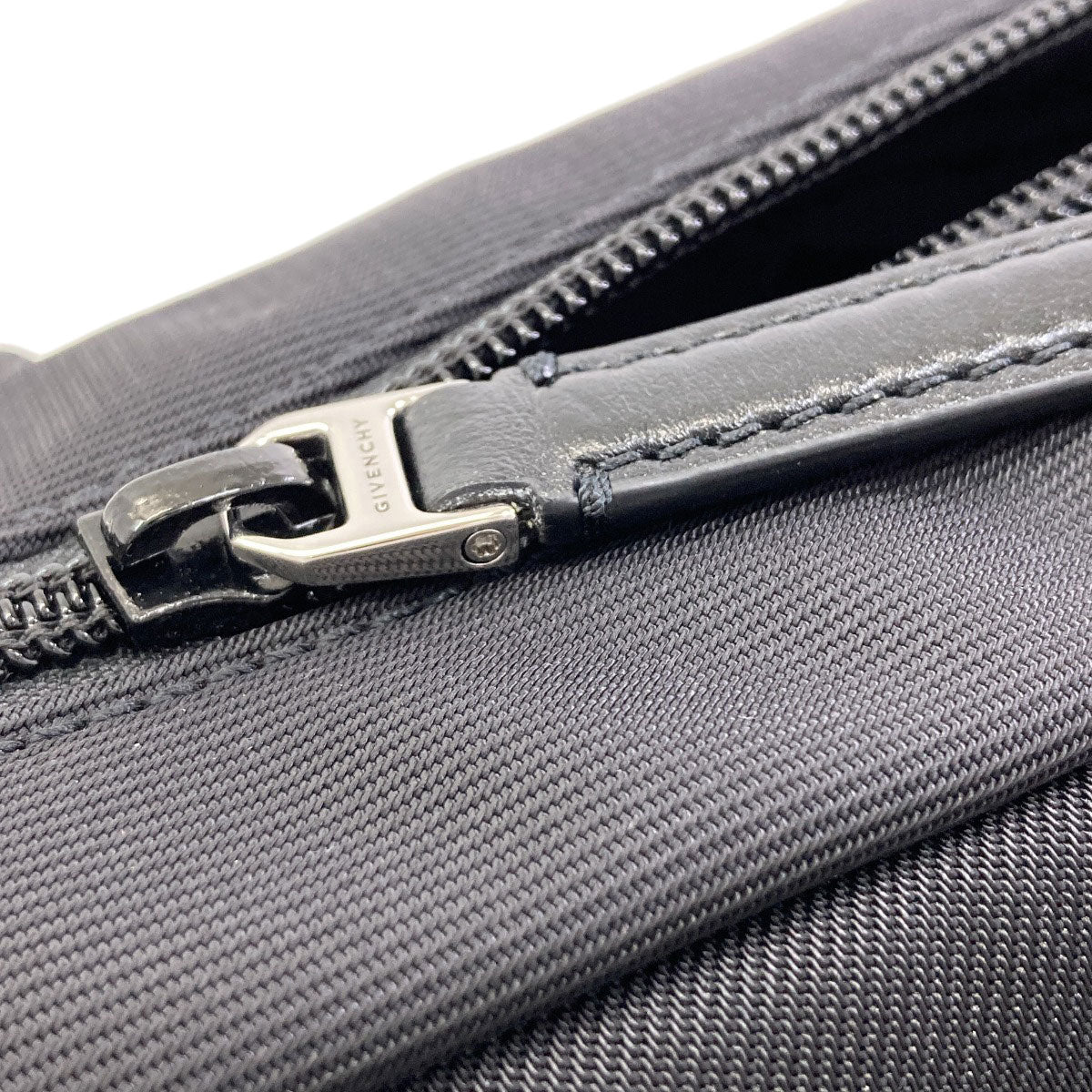 GIVENCHY logo body bag Nylon Ladies [Used]