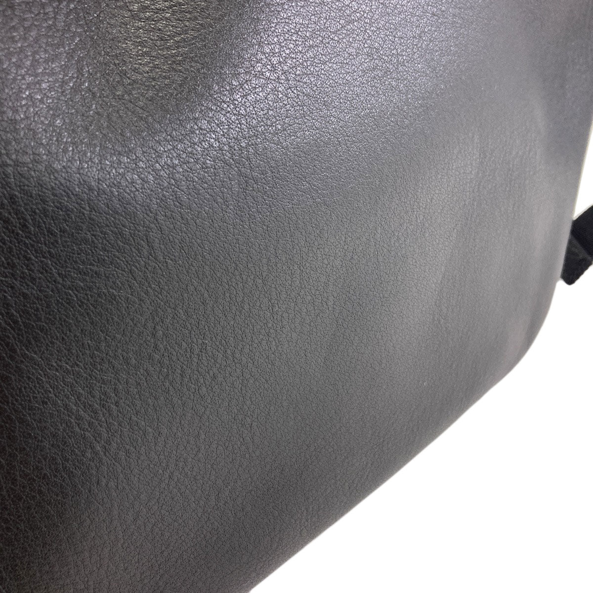 BALENCIAGA 552376 Every day body bag Leather Ladies [Used]
