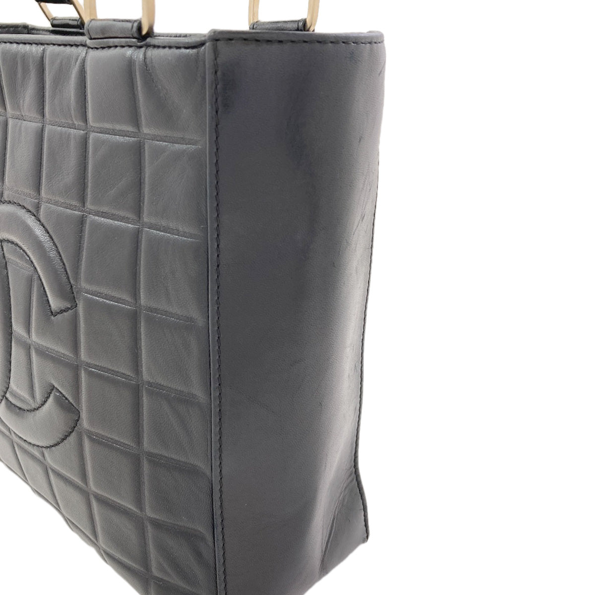 CHANEL Chocolate Bar GoldHardware Handbag Lambskin Ladies [Used]