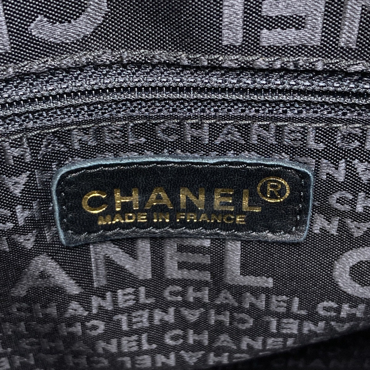 CHANEL Chocolate Bar GoldHardware Handbag Lambskin Ladies [Used]