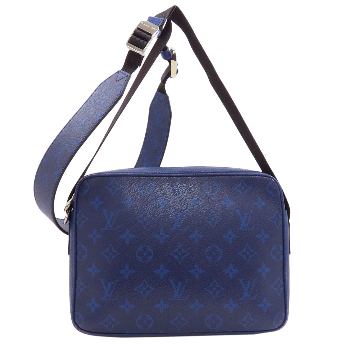 LOUIS VUITTON M30242 Outdoor Messenger PM Shoulder Bag Taigalama mens [Used]