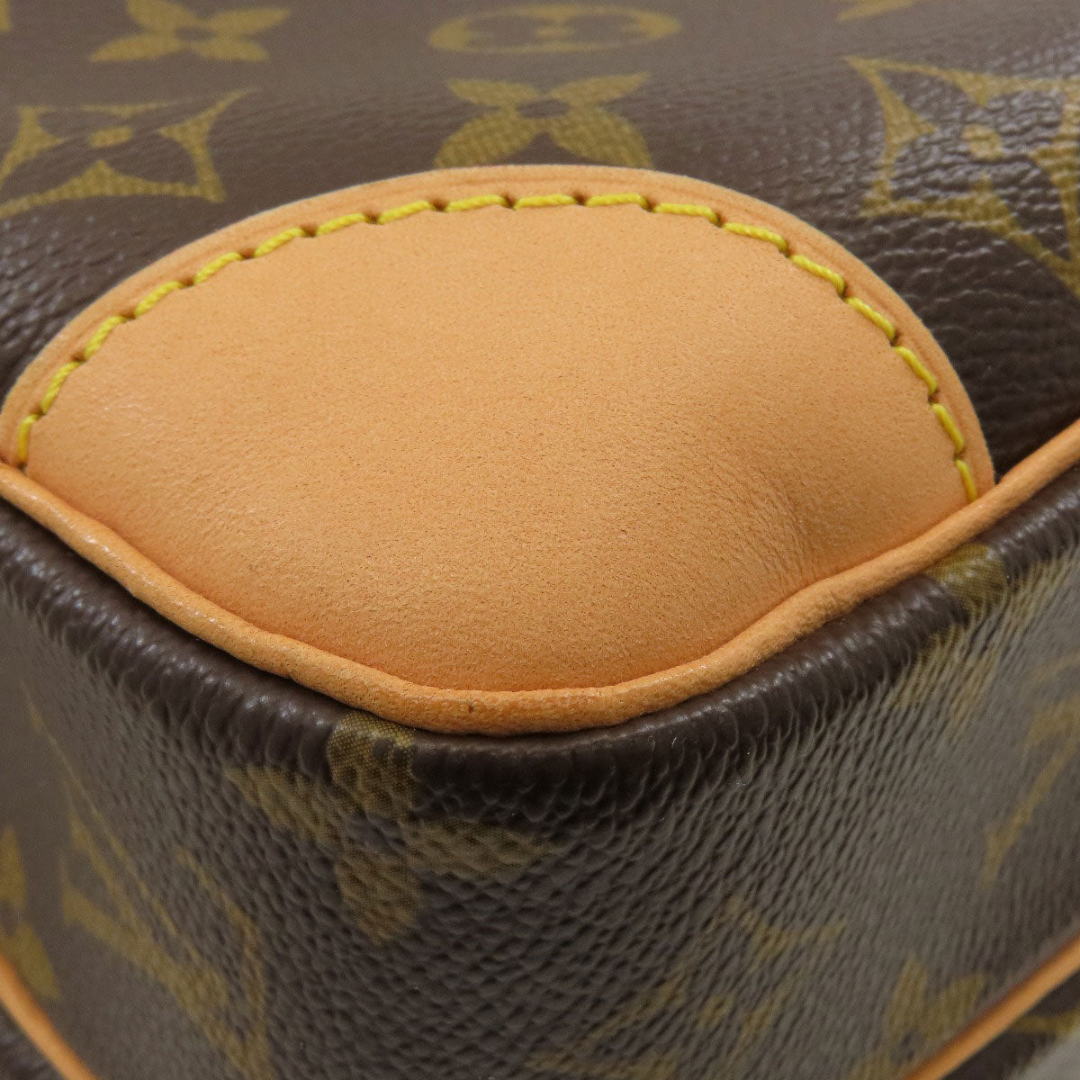 LOUIS VUITTON M45244 Nile Shoulder Bag Monogram canvas Ladies [Used]