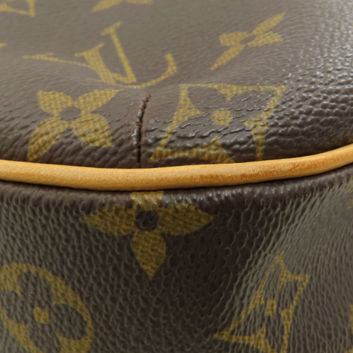 LOUIS VUITTON M56389 Odeon MM Shoulder Bag Monogram canvas Ladies [Used]