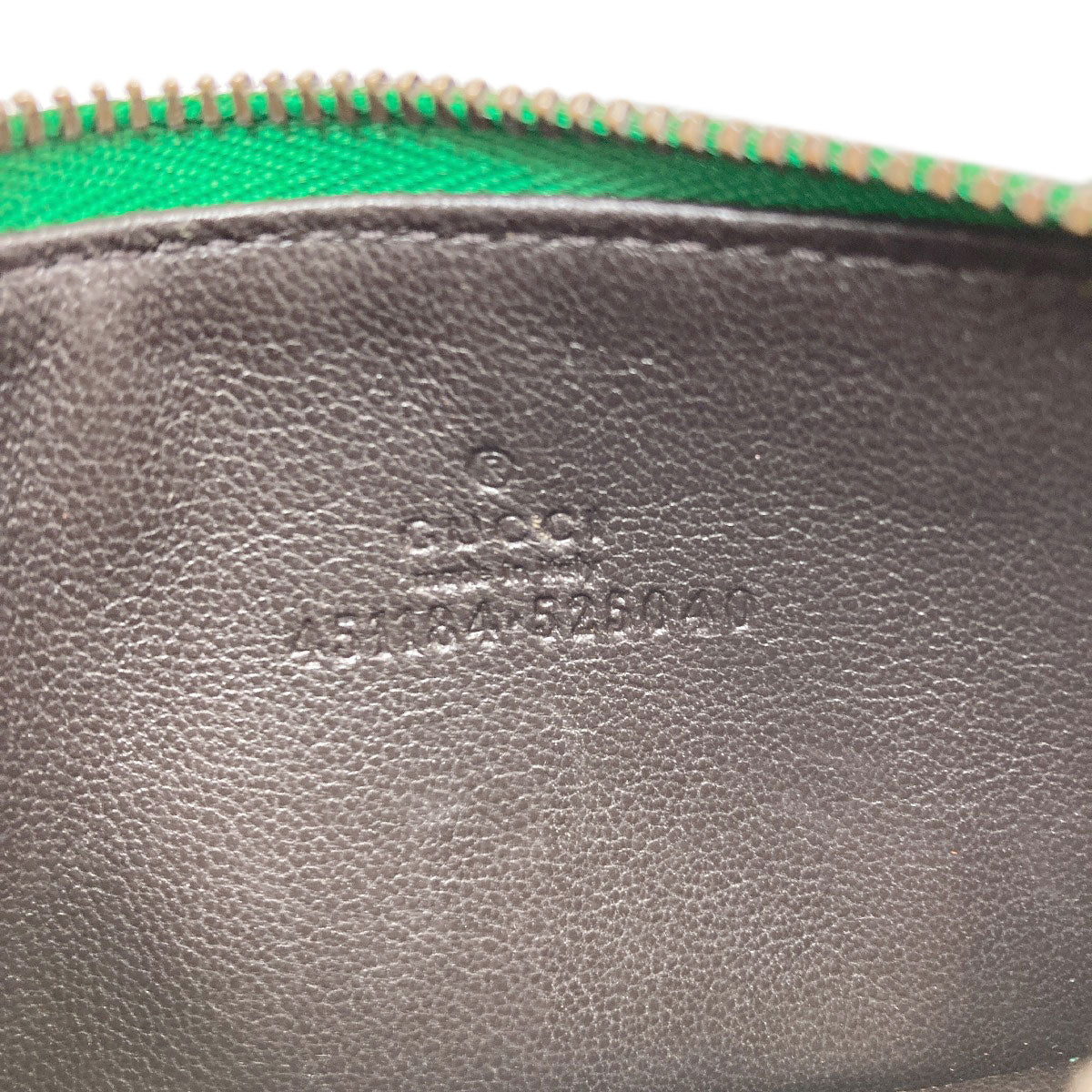 GUCCI 451184 Embossing Card Case Leather Ladies [Used]