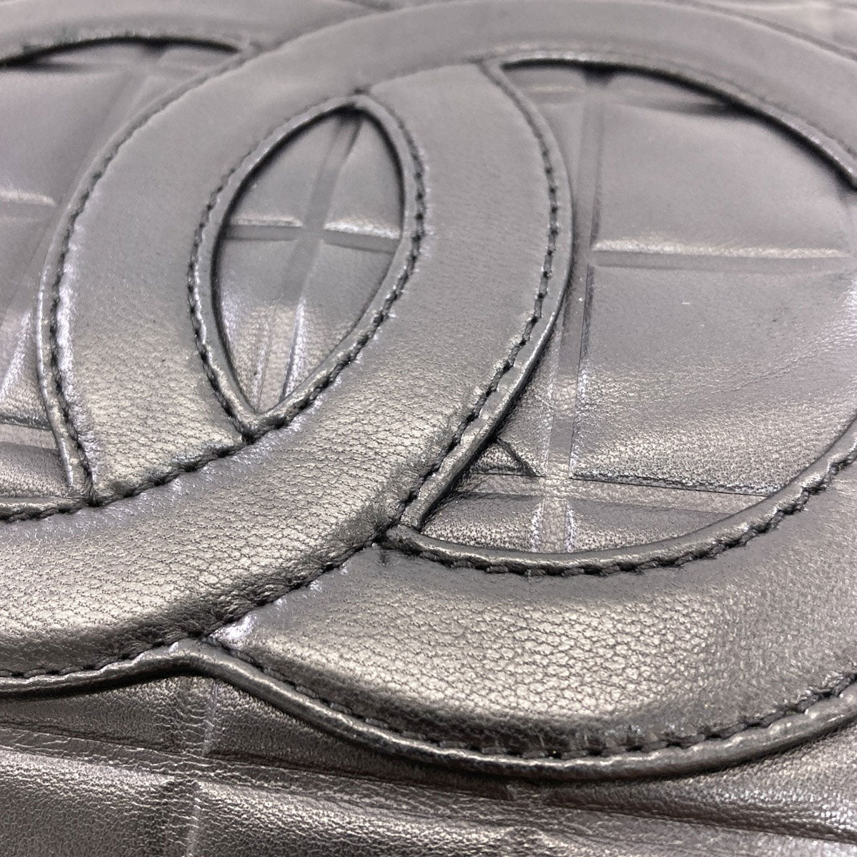 CHANEL Chocolate bar COCO Mark GoldHardware Shoulder Bag Lambskin Ladies [Used]