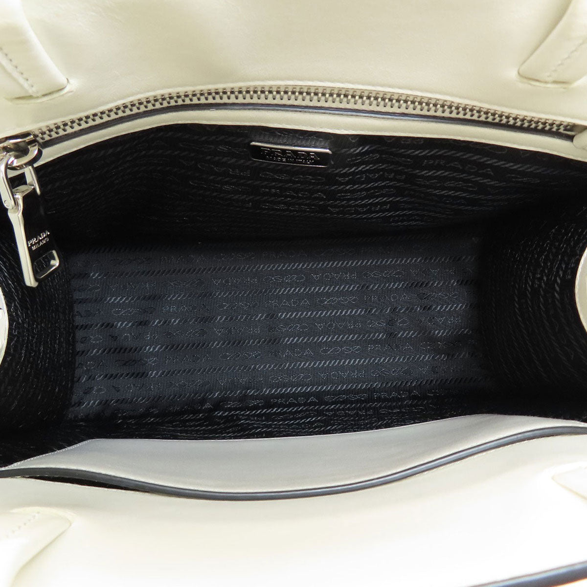 PRADA 1BG382 Triangle logo Handbag Calf Ladies [Used]