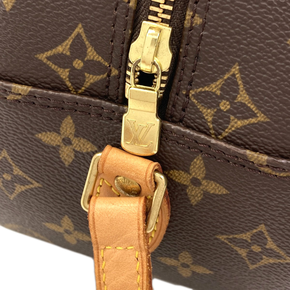 LOUIS VUITTON M51221 Blower Shoulder Bag Monogram canvas Ladies [Used]