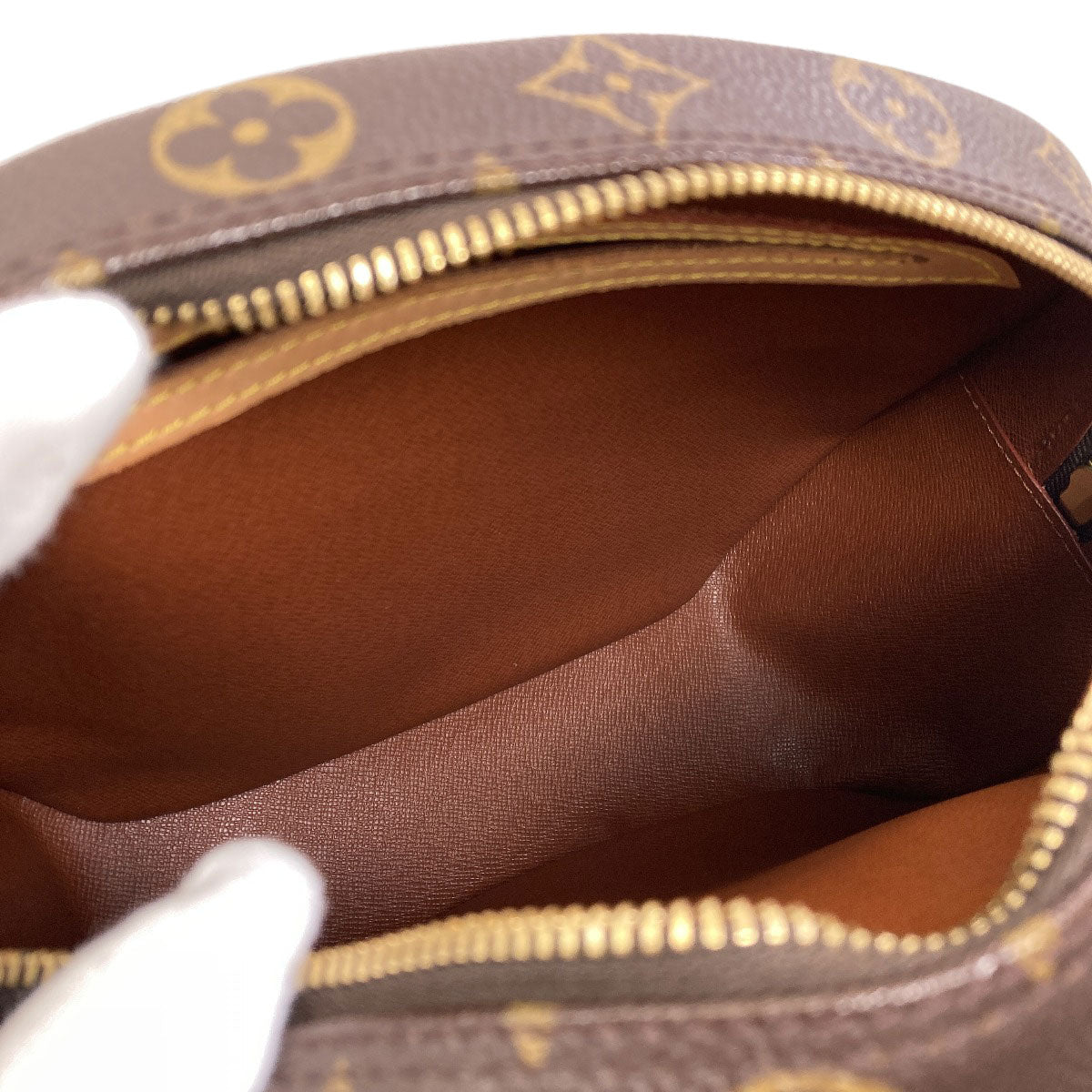 LOUIS VUITTON M51221 Blower Shoulder Bag Monogram canvas Ladies [Used]