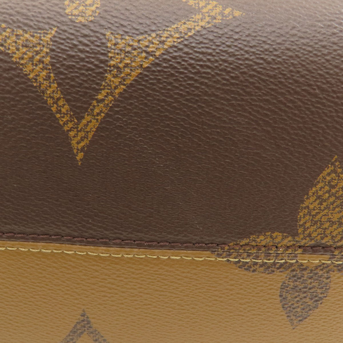 LOUIS VUITTON M45321 On the Go MM Tote Bag Giant Monogram Ladies [Used]