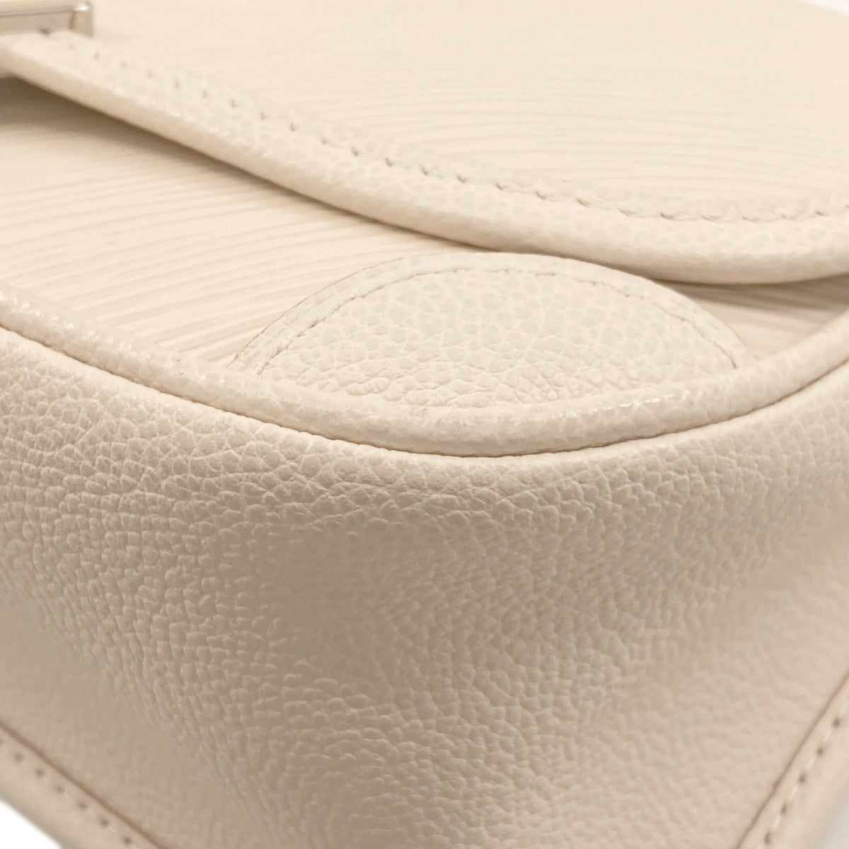LOUIS VUITTON M59457 Busi NM Shoulder Bag Epi Leather Ladies [Used]