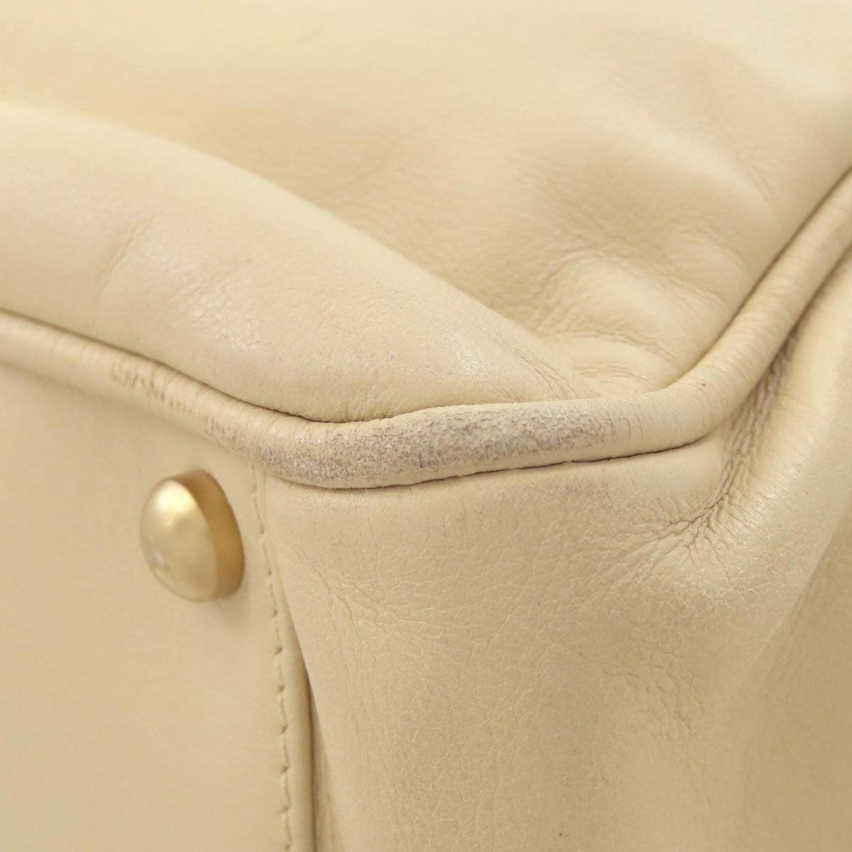 CHANEL Camellia GoldHardware Tote Bag Lambskin Ladies [Used]
