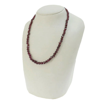 Garnet Necklace Silver  25.2g　Ladies